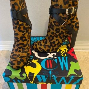 NWT C Wonder Leopard ankle booties
